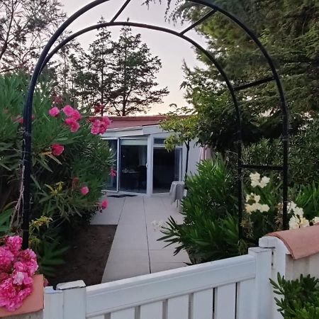 Maison Jardin Wifi - Climatisation - 100 M Plage Sauvage - 20 Min Perpignan 또헤이으 외부 사진